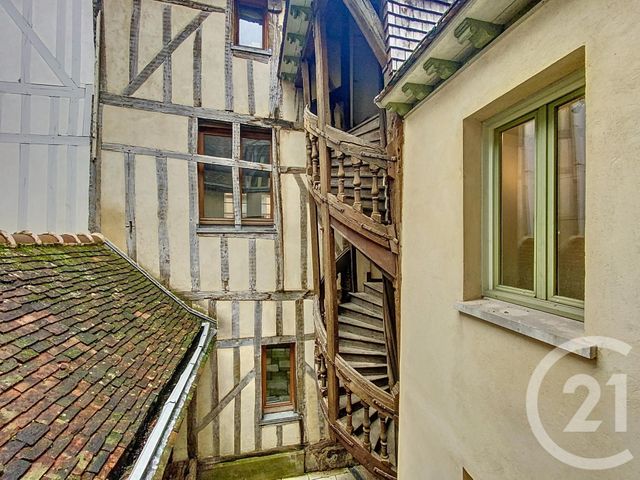 Afficher la photo en grand Appartement F2 à louer - 2 pièces - 35 m2 - Troyes - 10 - CHAMPAGNE-ARDENNE