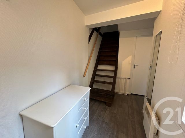 Afficher la photo en grand Appartement F2 à louer - 2 pièces - 35 m2 - Troyes - 10 - CHAMPAGNE-ARDENNE