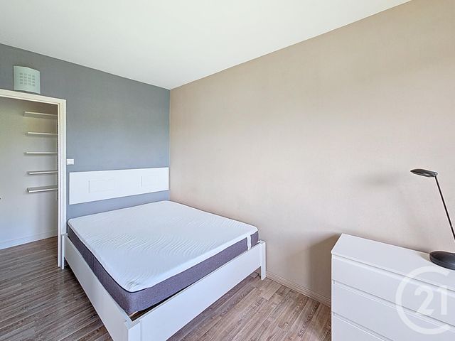 Appartement à louer - 2 pièces - 36,83 m2 - La Chapelle St Luc - 10 - CHAMPAGNE-ARDENNE