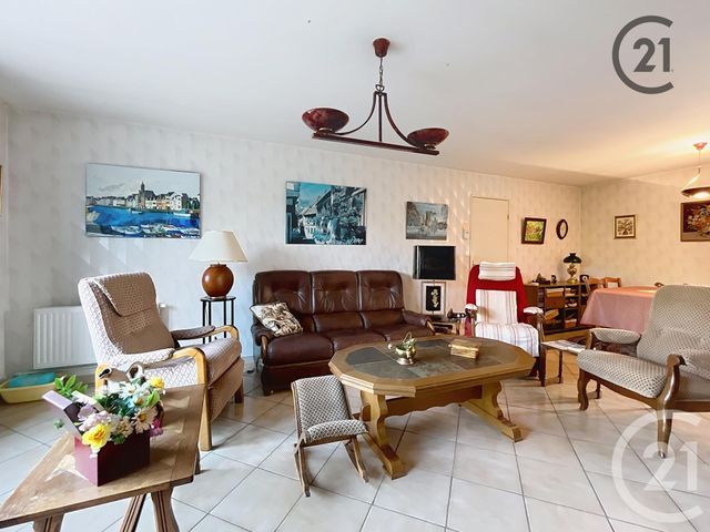 Maison à vendre - 5 pièces - 82,12 m2 - La Chapelle St Luc - 10 - CHAMPAGNE-ARDENNE