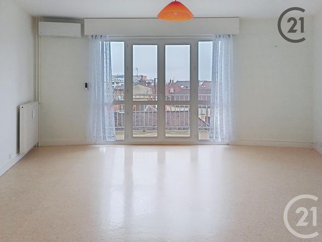 Afficher la photo en grand Appartement à vendre - 2 pièces - 60 m2 - Troyes - 10 - CHAMPAGNE-ARDENNE