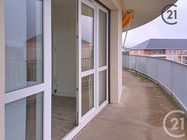 Afficher la photo en grand Appartement à vendre - 2 pièces - 60 m2 - Troyes - 10 - CHAMPAGNE-ARDENNE
