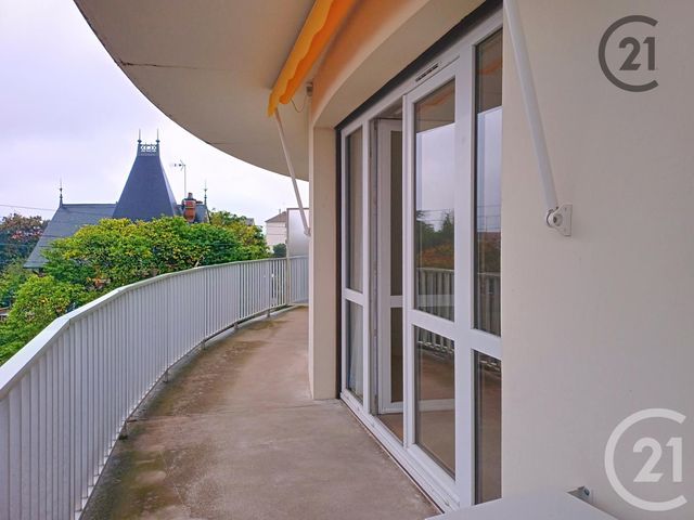 Afficher la photo en grand Appartement à vendre - 2 pièces - 60 m2 - Troyes - 10 - CHAMPAGNE-ARDENNE
