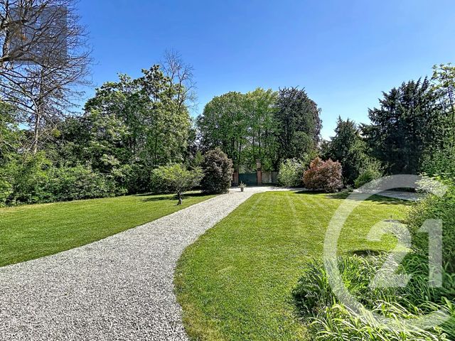 Maison &agrave; vendre - 15 pi&egrave;ces - 655 m2 - St Julien Les Villas - 10 - CHAMPAGNE-ARDENNE