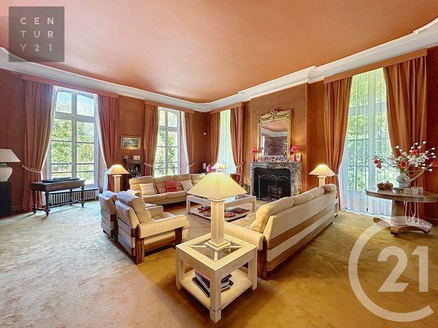 Maison &agrave; vendre - 15 pi&egrave;ces - 655 m2 - St Julien Les Villas - 10 - CHAMPAGNE-ARDENNE