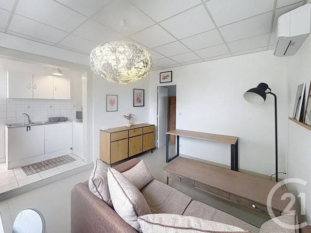 Appartement &agrave; louer - 2 pi&egrave;ces - 30 m2 - Bucheres - 10 - CHAMPAGNE-ARDENNE