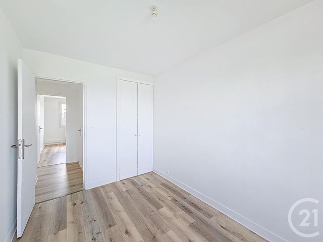 Afficher la photo en grand Appartement F4 à louer - 4 pièces - 65,37 m2 - Troyes - 10 - CHAMPAGNE-ARDENNE