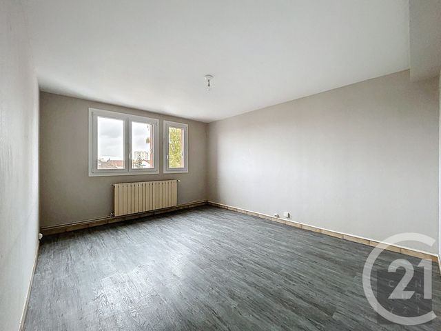 Appartement T4 à vendre - 4 pièces - 75,90 m2 - St Andre Les Vergers - 10 - CHAMPAGNE-ARDENNE