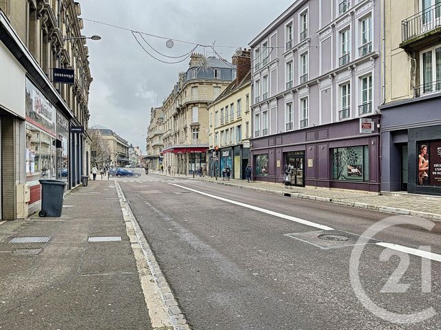 Afficher la photo en grand Appartement F2 à louer - 2 pièces - 45 m2 - Troyes - 10 - CHAMPAGNE-ARDENNE