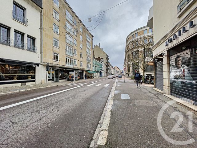 Afficher la photo en grand Appartement F2 à louer - 2 pièces - 45 m2 - Troyes - 10 - CHAMPAGNE-ARDENNE