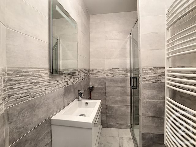 Afficher la photo en grand Appartement F2 à louer - 2 pièces - 41 m2 - Troyes - 10 - CHAMPAGNE-ARDENNE