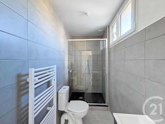 Appartement à louer - 2 pièces - 31,70 m2 - Ste Savine - 10 - CHAMPAGNE-ARDENNE