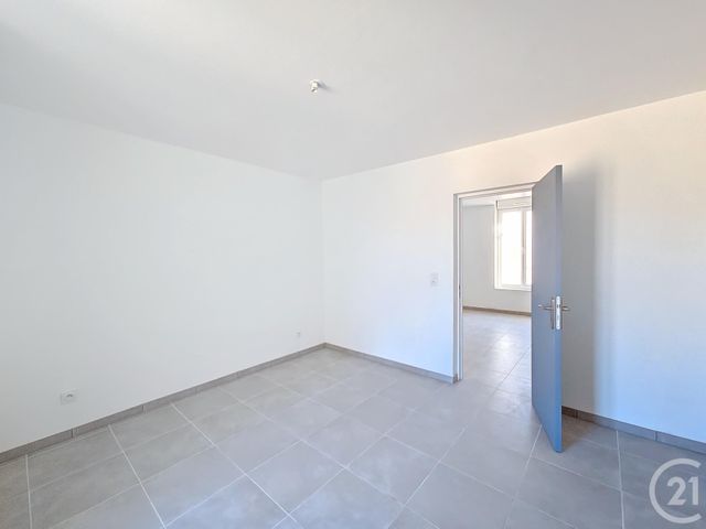 Appartement à louer - 2 pièces - 31,70 m2 - Ste Savine - 10 - CHAMPAGNE-ARDENNE