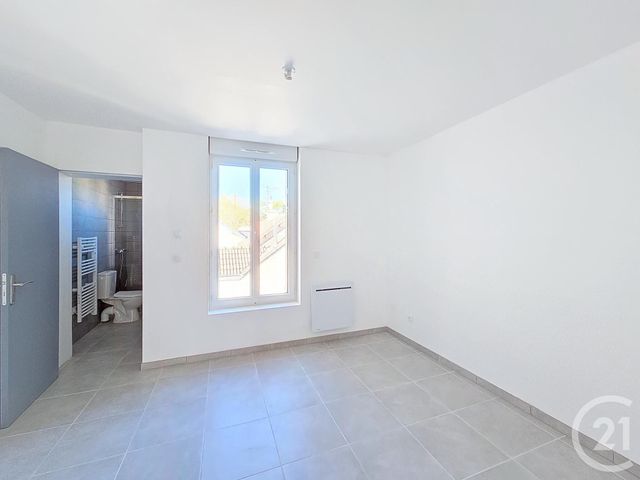 Appartement à louer - 2 pièces - 31,70 m2 - Ste Savine - 10 - CHAMPAGNE-ARDENNE