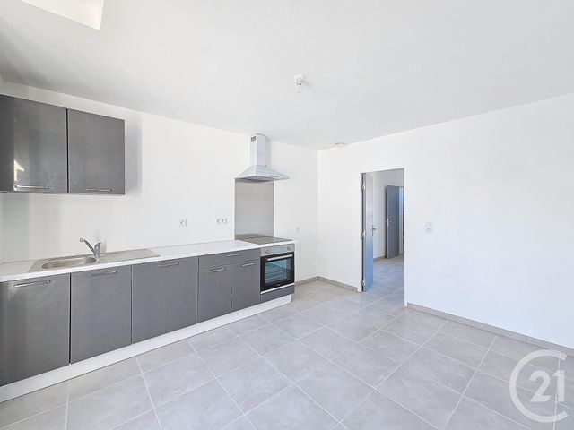 Appartement à louer STE SAVINE