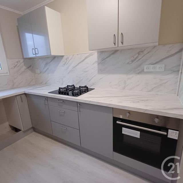 Appartement F3 à vendre - 3 pièces - 62,33 m2 - St Andre Les Vergers - 10 - CHAMPAGNE-ARDENNE