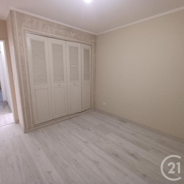 Appartement F3 à vendre - 3 pièces - 62,33 m2 - St Andre Les Vergers - 10 - CHAMPAGNE-ARDENNE