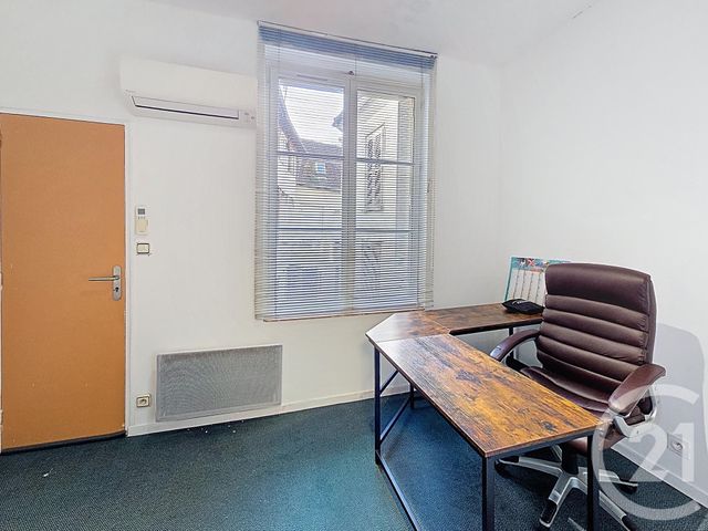 Commerce à louer - 100 m2 - 10 - CHAMPAGNE-ARDENNE