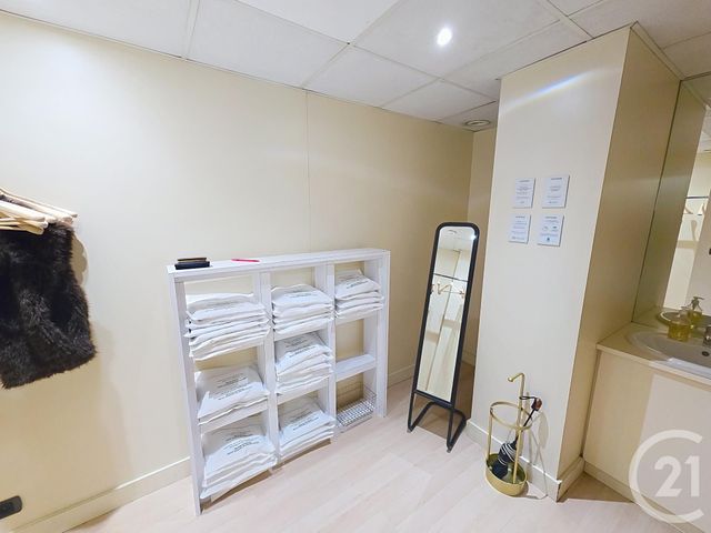 Commerce à louer - 270 m2 - 10 - CHAMPAGNE-ARDENNE