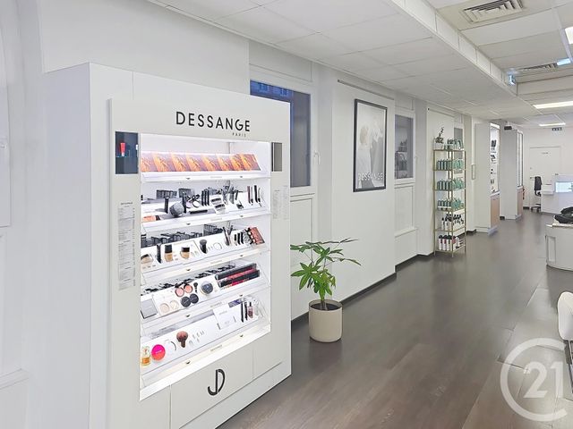 Commerce à louer - 270 m2 - 10 - CHAMPAGNE-ARDENNE