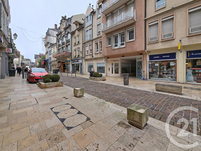 Commerce à louer - 90 m2 - 10 - CHAMPAGNE-ARDENNE