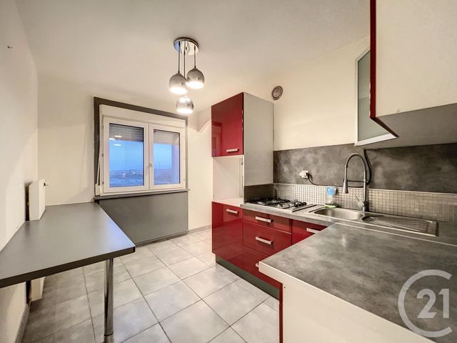 Appartement F3 à louer - 3 pièces - 65 m2 - La Chapelle St Luc - 10 - CHAMPAGNE-ARDENNE