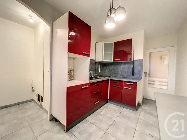 Appartement F3 à louer LA CHAPELLE ST LUC