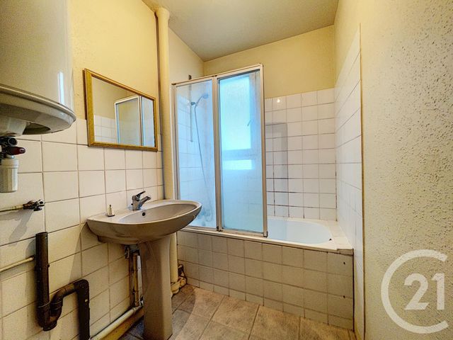 Appartement F3 &agrave; louer - 3 pi&egrave;ces - 63,90 m2 - St Andre Les Vergers - 10 - CHAMPAGNE-ARDENNE