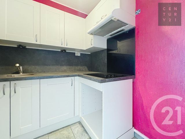 Appartement T1 &agrave; vendre - 1 pi&egrave;ce - 26,88 m2 - St Julien Les Villas - 10 - CHAMPAGNE-ARDENNE