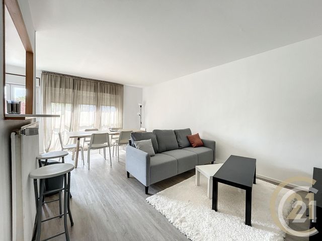 Appartement &agrave; louer - 4 pi&egrave;ces - 73,80 m2 - Troyes - 10 - CHAMPAGNE-ARDENNE