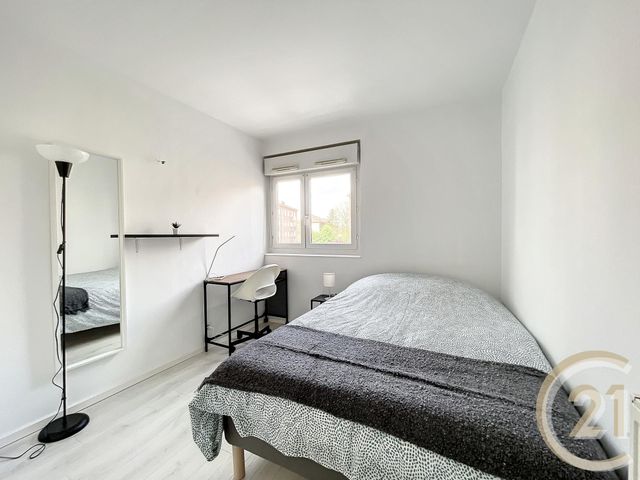 Appartement &agrave; louer - 4 pi&egrave;ces - 73,80 m2 - Troyes - 10 - CHAMPAGNE-ARDENNE