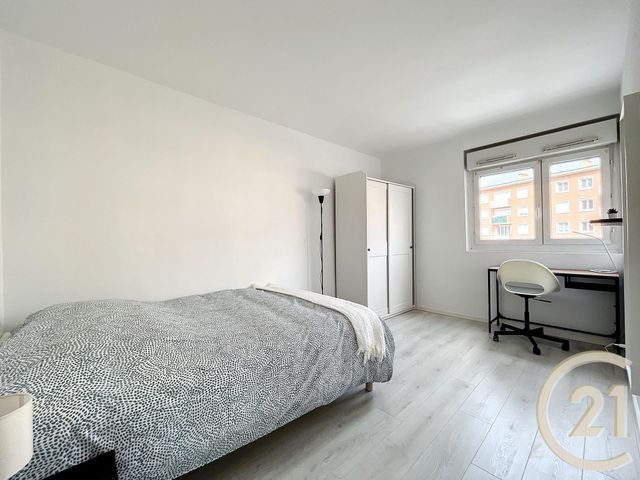 Appartement &agrave; louer - 4 pi&egrave;ces - 73,80 m2 - Troyes - 10 - CHAMPAGNE-ARDENNE