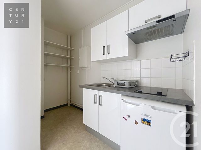 Appartement F1 &agrave; vendre - 1 pi&egrave;ce - 27 m2 - St Julien Les Villas - 10 - CHAMPAGNE-ARDENNE