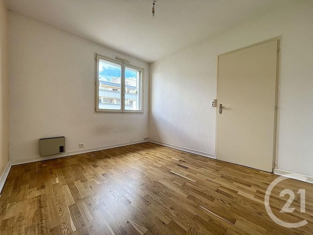 Appartement F2 &agrave; louer - 2 pi&egrave;ces - 42,20 m2 - Troyes - 10 - CHAMPAGNE-ARDENNE