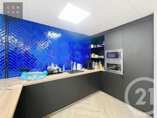 Commerce &agrave; louer - 650 m2 - 10 - CHAMPAGNE-ARDENNE