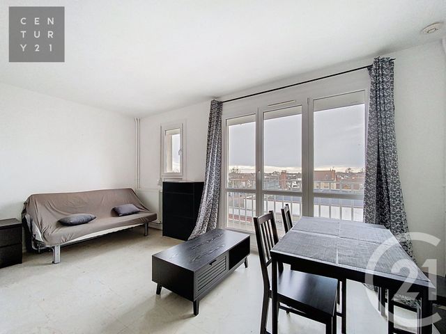 Appartement Studio à louer ST JULIEN LES VILLAS