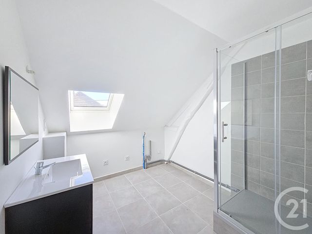 Appartement F4 &agrave; louer - 4 pi&egrave;ces - 51,90 m2 - Ste Savine - 10 - CHAMPAGNE-ARDENNE