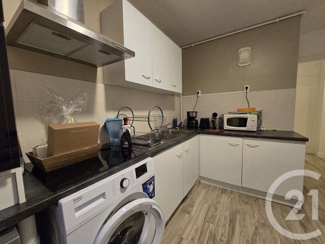 Appartement T2 &agrave; louer - 2 pi&egrave;ces - 55 m2 - Troyes - 10 - CHAMPAGNE-ARDENNE