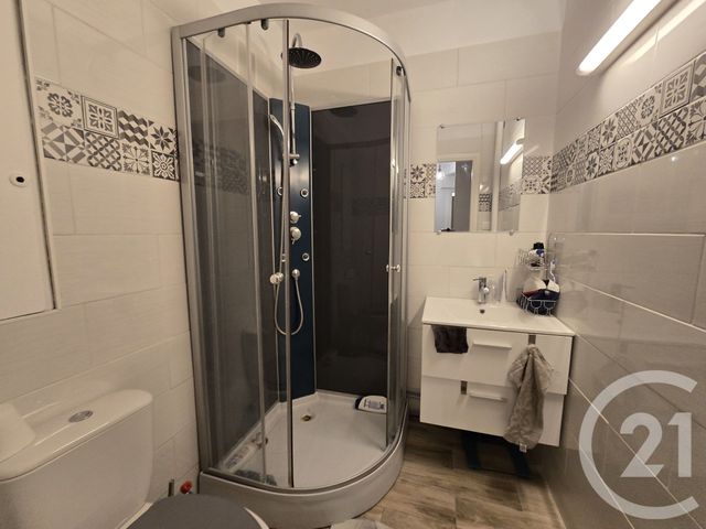 Appartement T2 &agrave; louer - 2 pi&egrave;ces - 55 m2 - Troyes - 10 - CHAMPAGNE-ARDENNE