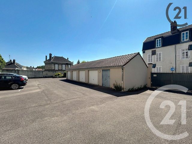 Appartement &agrave; louer - 4 pi&egrave;ces - 118,79 m2 - Ste Savine - 10 - CHAMPAGNE-ARDENNE