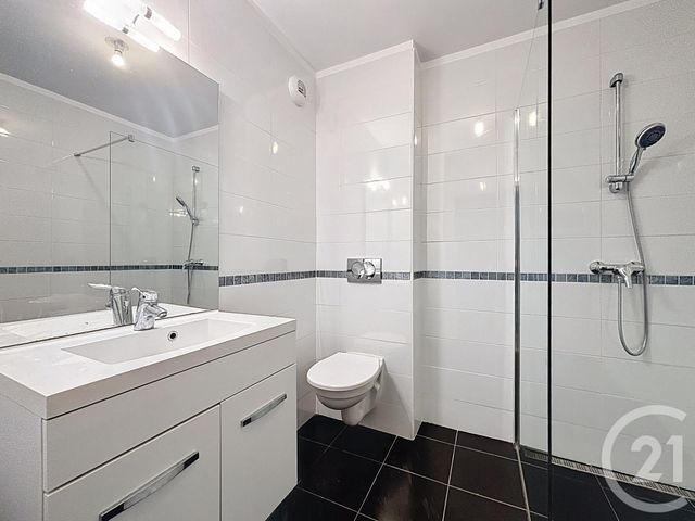 Appartement F1 &agrave; louer - 1 pi&egrave;ce - 31 m2 - Ste Savine - 10 - CHAMPAGNE-ARDENNE