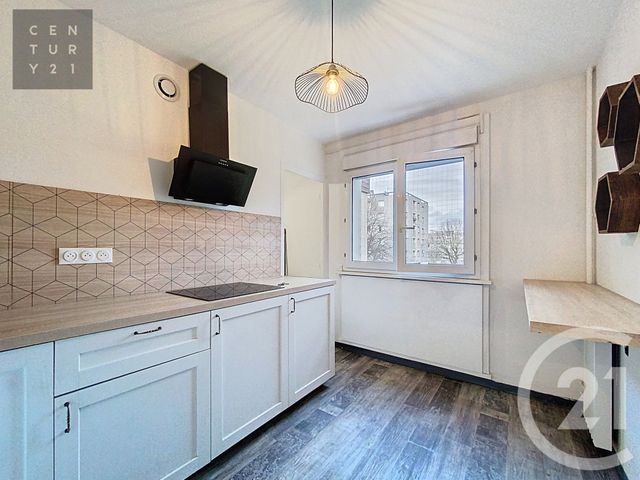 Appartement T2 &agrave; louer - 2 pi&egrave;ces - 53,68 m2 - La Chapelle St Luc - 10 - CHAMPAGNE-ARDENNE