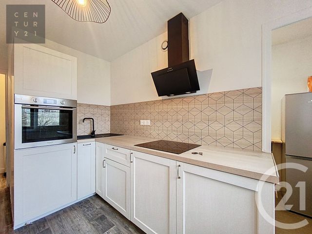 Appartement T2 &agrave; louer - 2 pi&egrave;ces - 53,68 m2 - La Chapelle St Luc - 10 - CHAMPAGNE-ARDENNE