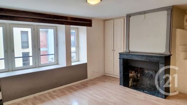 Appartement &agrave; louer - 2 pi&egrave;ces - 54 m2 - Troyes - 10 - CHAMPAGNE-ARDENNE