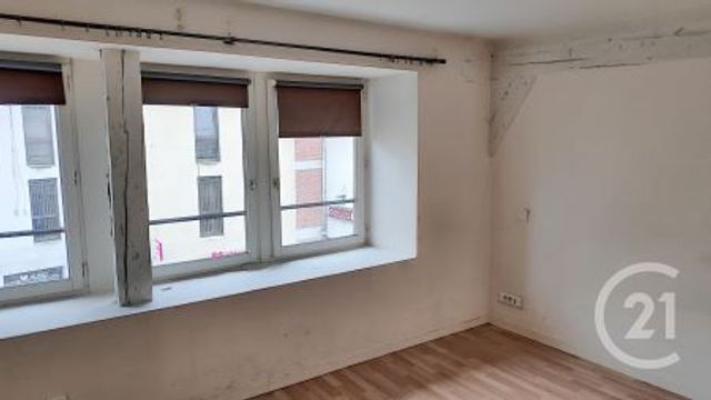 Appartement &agrave; louer - 2 pi&egrave;ces - 54 m2 - Troyes - 10 - CHAMPAGNE-ARDENNE