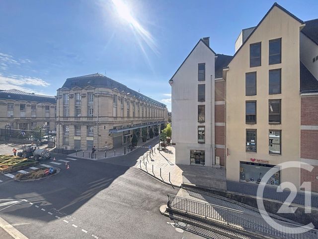 Appartement &agrave; louer - 2 pi&egrave;ces - 54 m2 - Troyes - 10 - CHAMPAGNE-ARDENNE