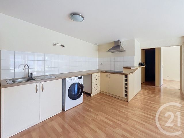 Appartement &agrave; louer - 2 pi&egrave;ces - 54 m2 - Troyes - 10 - CHAMPAGNE-ARDENNE
