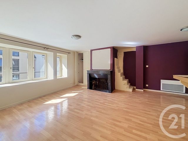 Appartement &agrave; louer - 2 pi&egrave;ces - 54 m2 - Troyes - 10 - CHAMPAGNE-ARDENNE