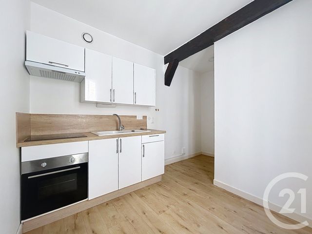 Appartement F6 &agrave; louer - 6 pi&egrave;ces - 130 m2 - Troyes - 10 - CHAMPAGNE-ARDENNE