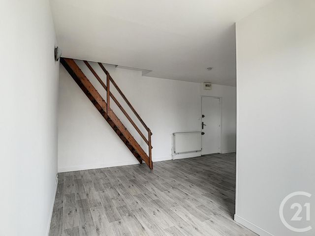 Appartement F4 &agrave; louer - 4 pi&egrave;ces - 50 m2 - Troyes - 10 - CHAMPAGNE-ARDENNE